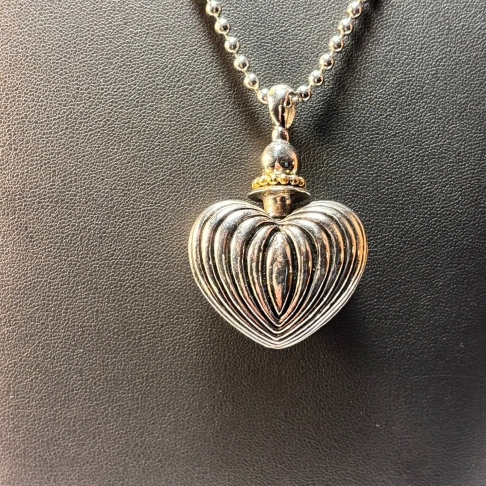 Necklace Set Vintage Silver Gold Heart Pendant Black Glitter Lucite Links - Picture 4 of 11